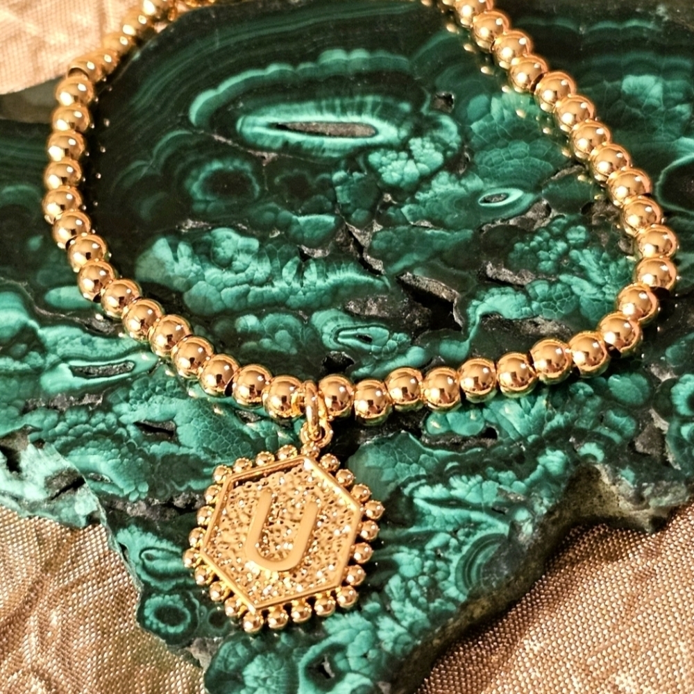 NEW Elegant Gold Beaded Initial "U" Bracelet B1P23